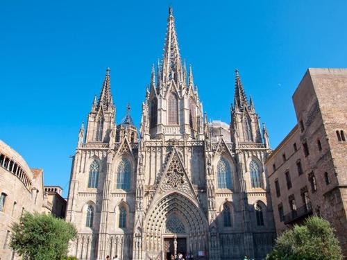 Barcelona Gaudi Tour Tickets