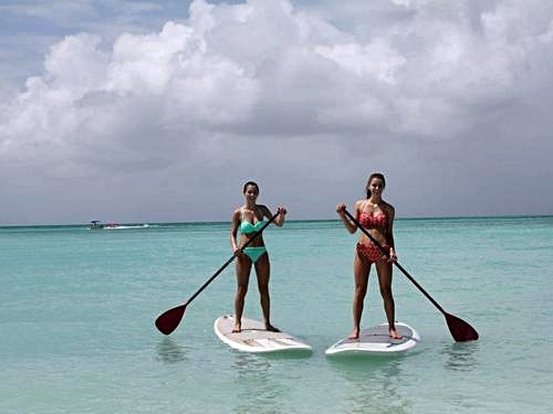 Aruba turquoise blue water Booking